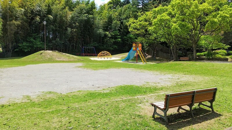 【コミュニティ第1児童公園-木馬公園】ちょっと異色の公園